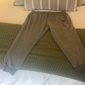 Puma 4xl grey sweatpants… great condition and super comfortable